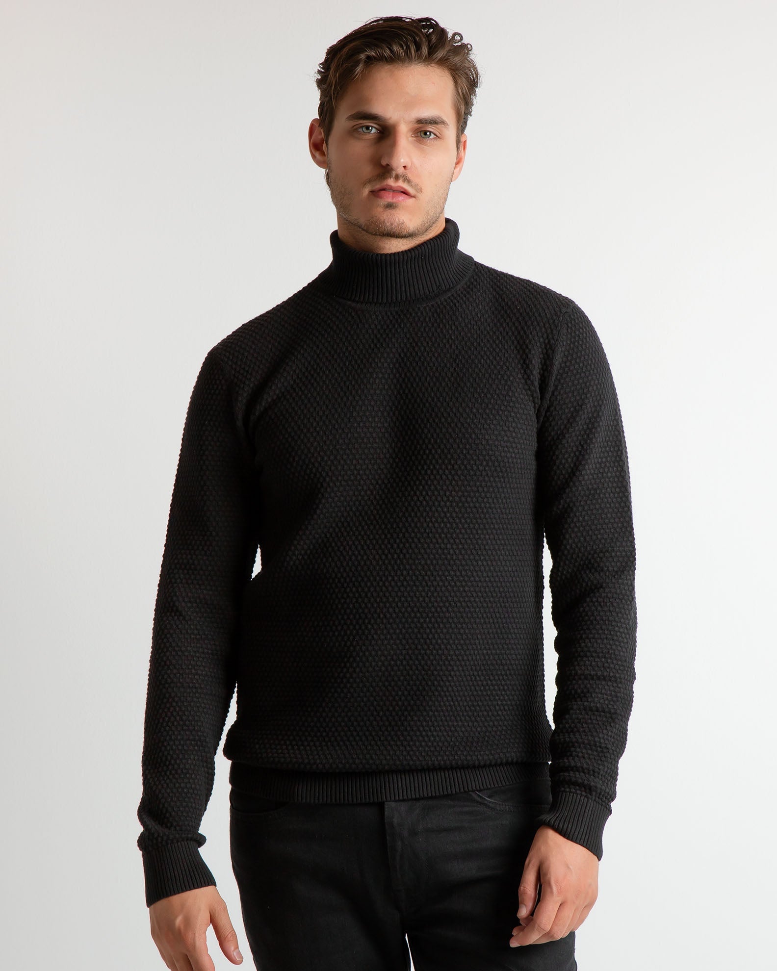 Men's Knit Pattern Sweater-Black