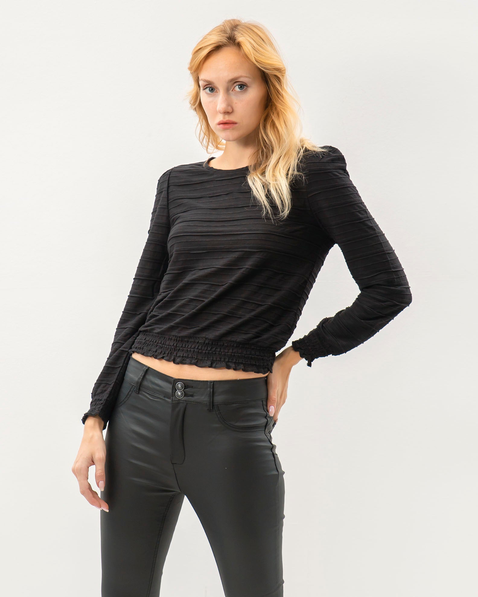 Women's pleated blouse 'Kendal'-black