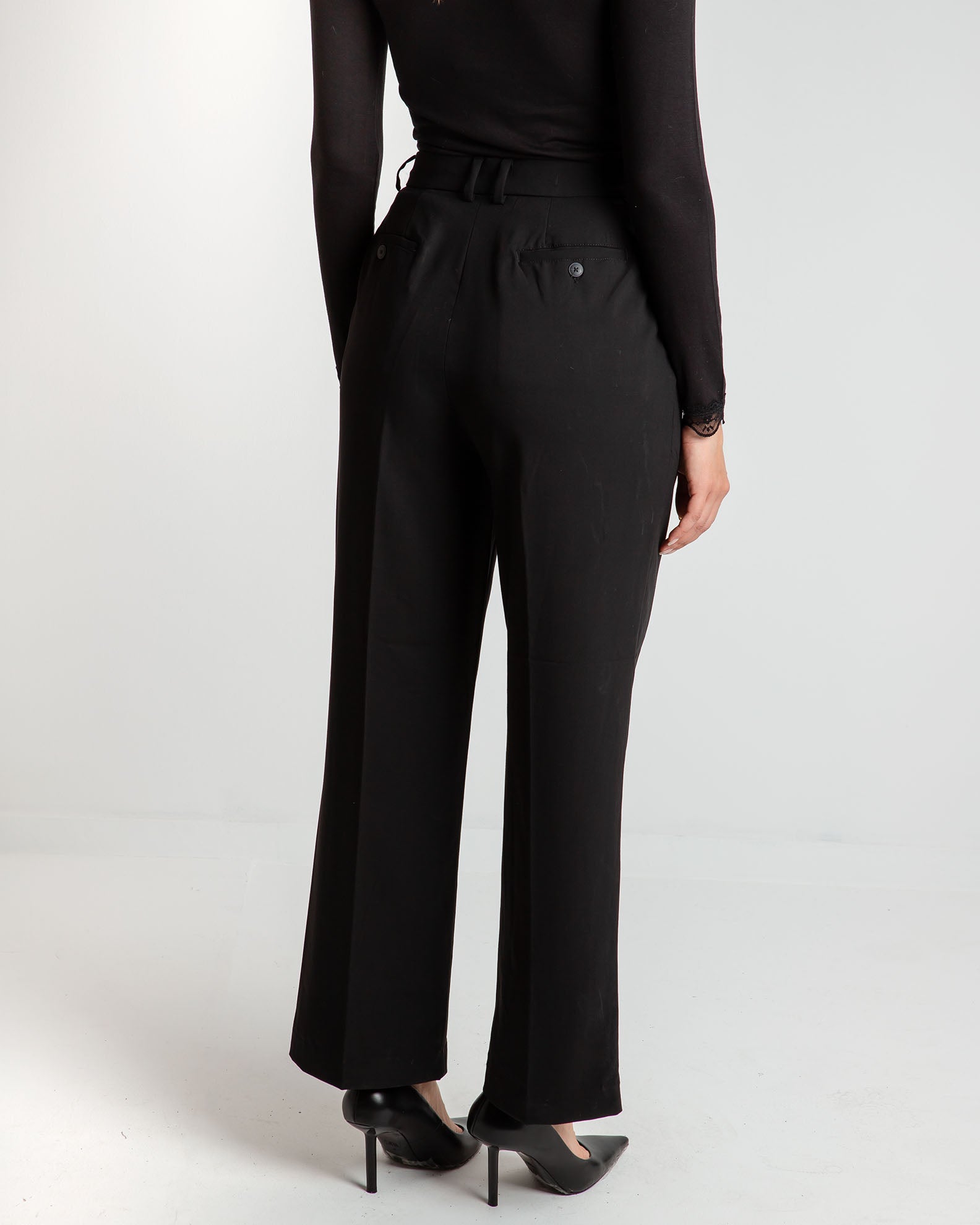 Women's high-waisted pleated trousers 'Fi44nola'-black