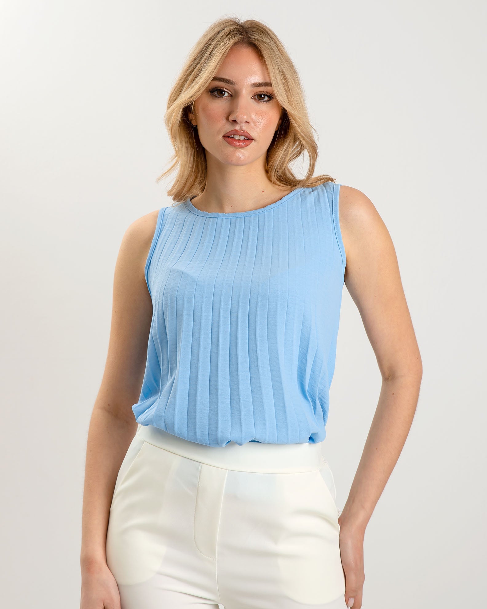 Women's sleeveless pleated blouse 'Pl44ina'-azure blue