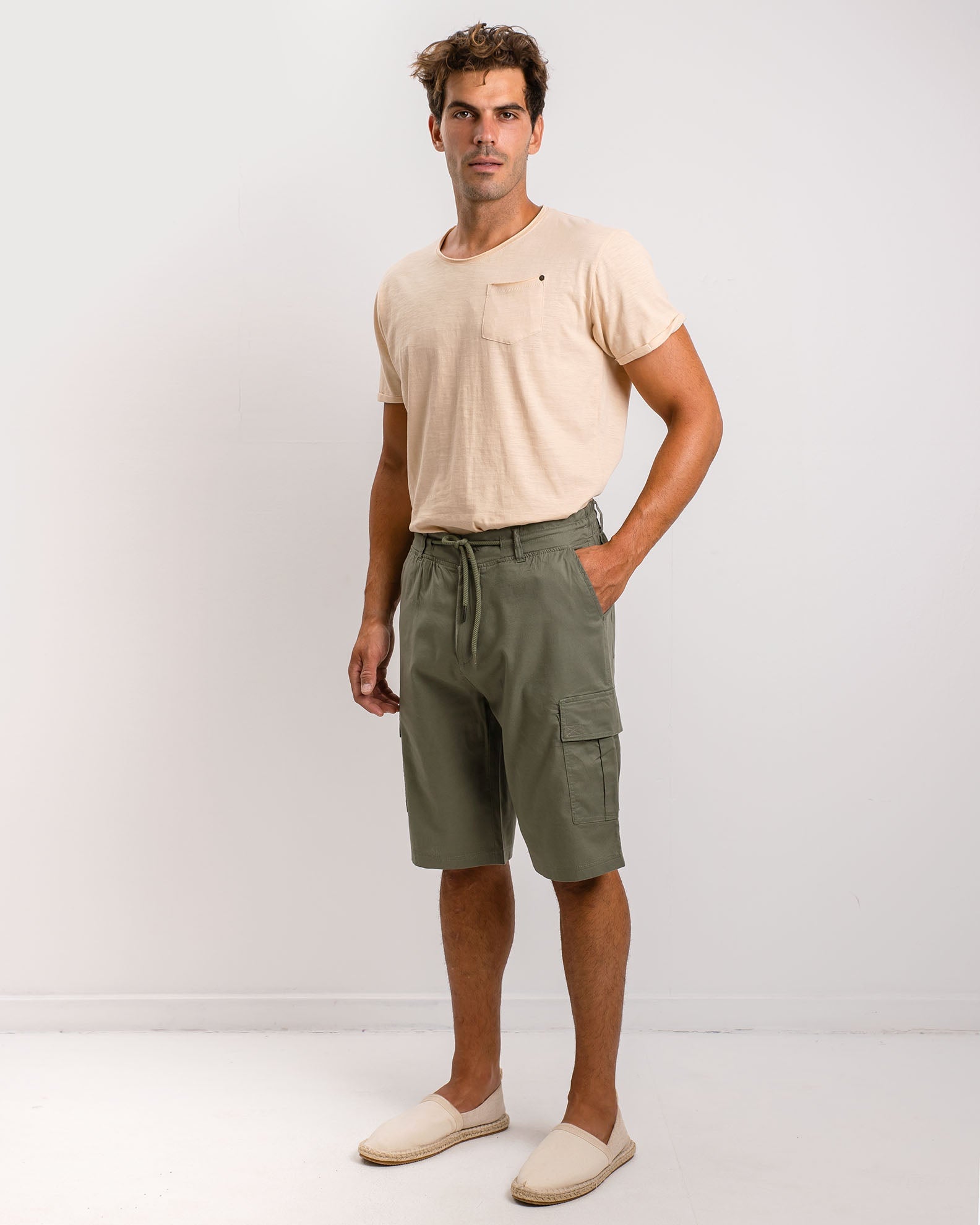 Men's fabric bermuda shorts with pockets 'Hector'-KHAKI