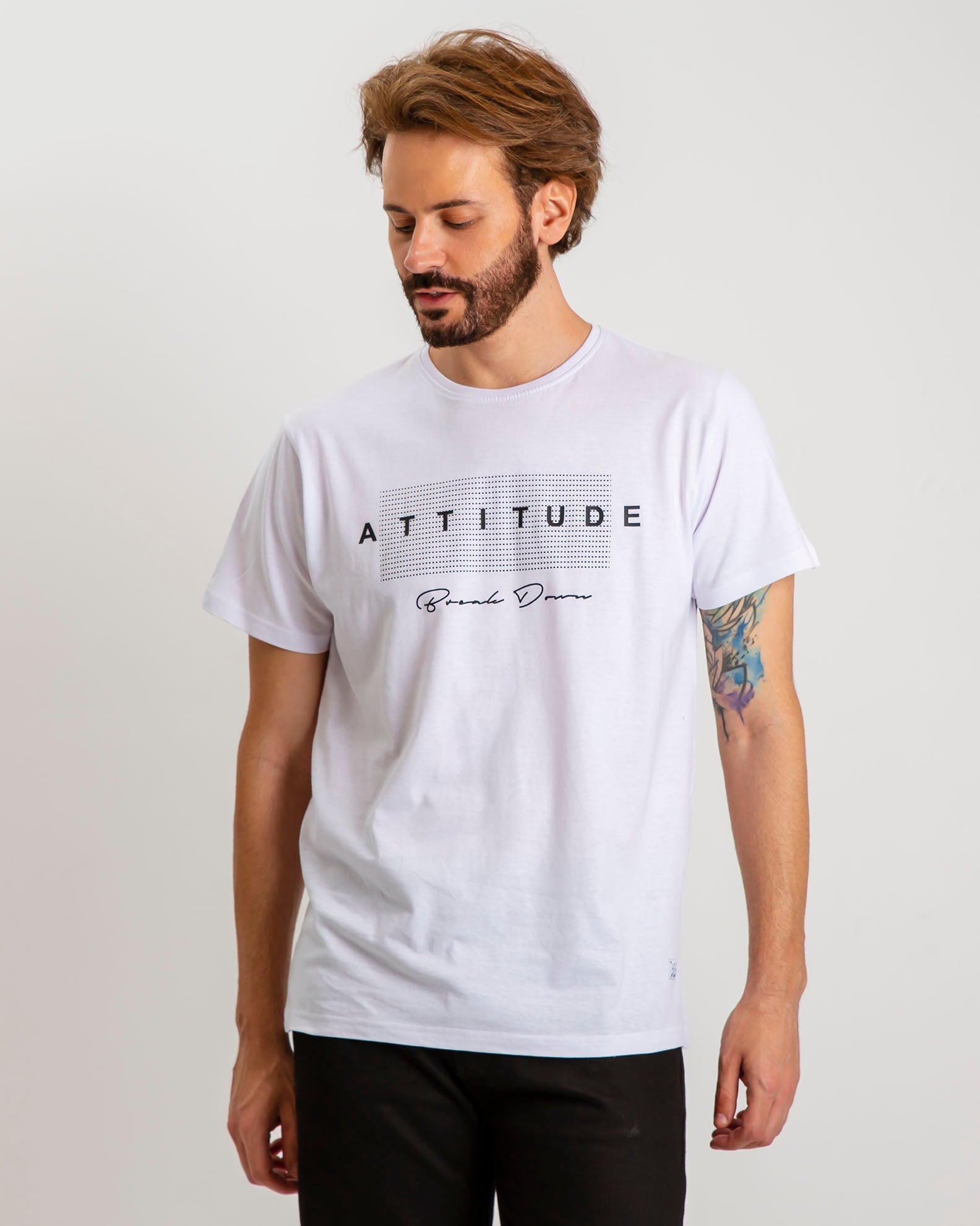 Men's short-sleeved top with 'Attitude' print-WHITE