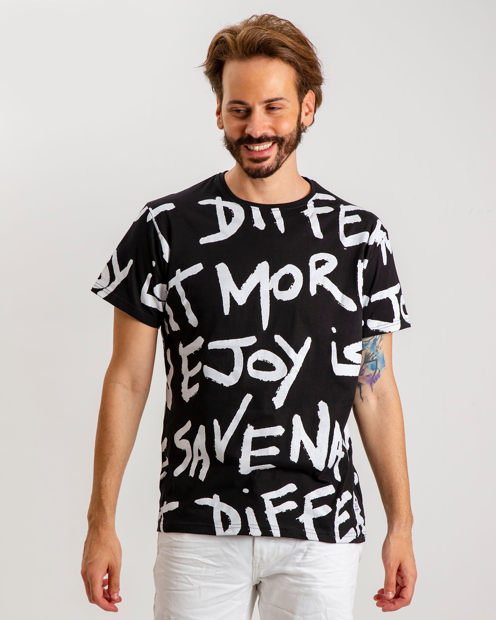 Men's black short-sleeved shirt with 'More joy' print-BLACK