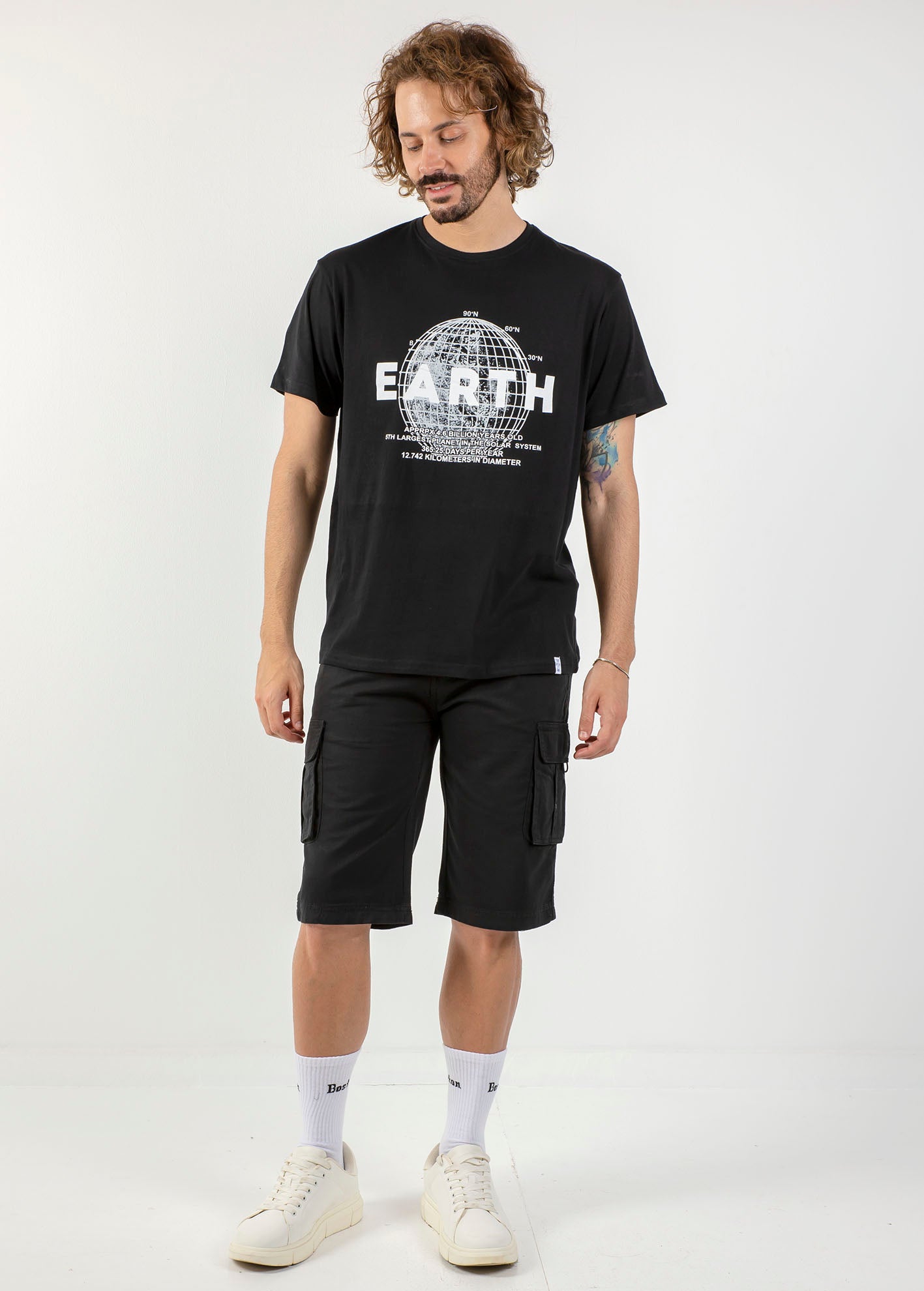 Ανδρική μπλούζα με τύπωμα 'Earth'-BLACK
