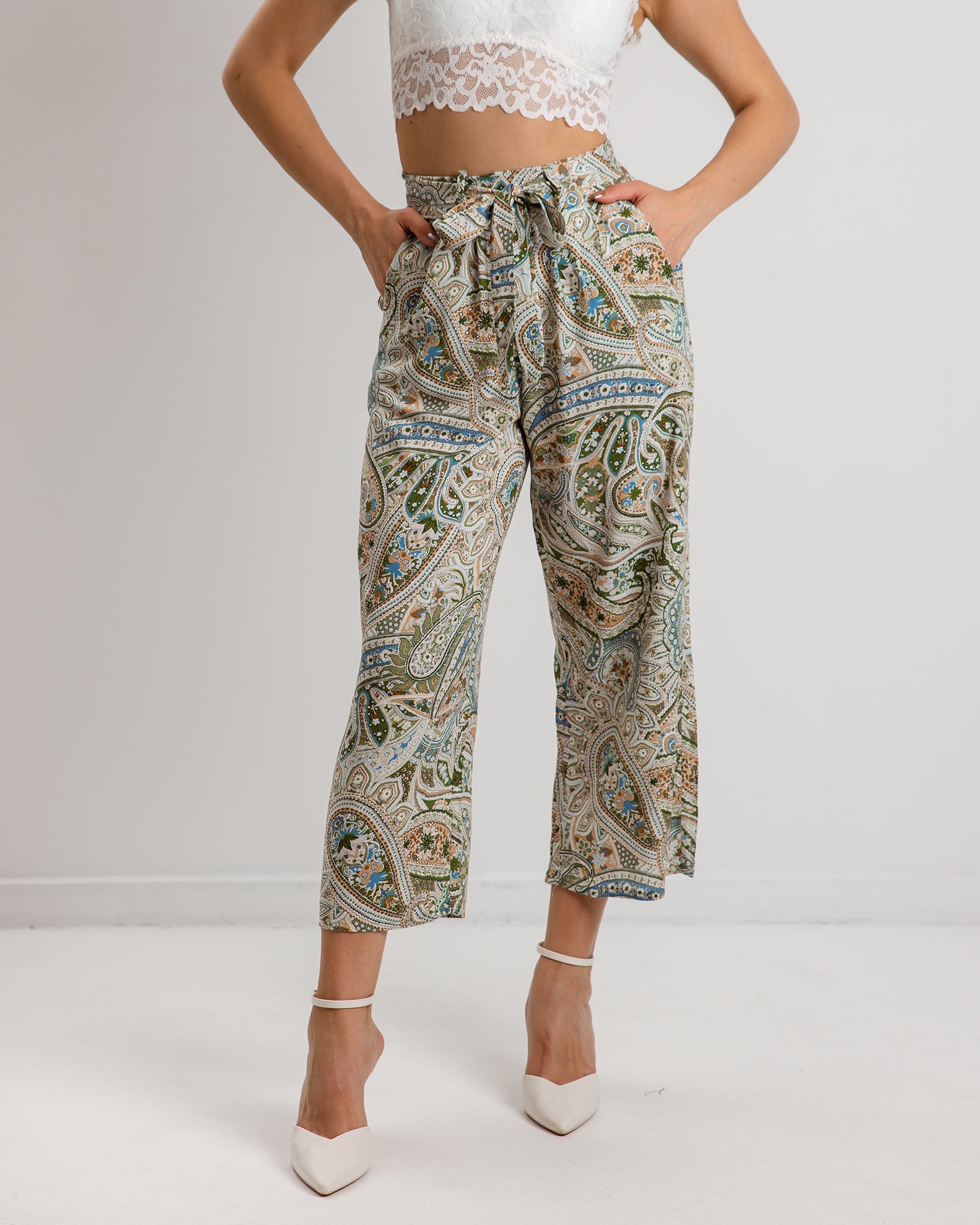 Khaki-khaki paisley printed 3/4 pants "Ci44ra" with elastic waist for women