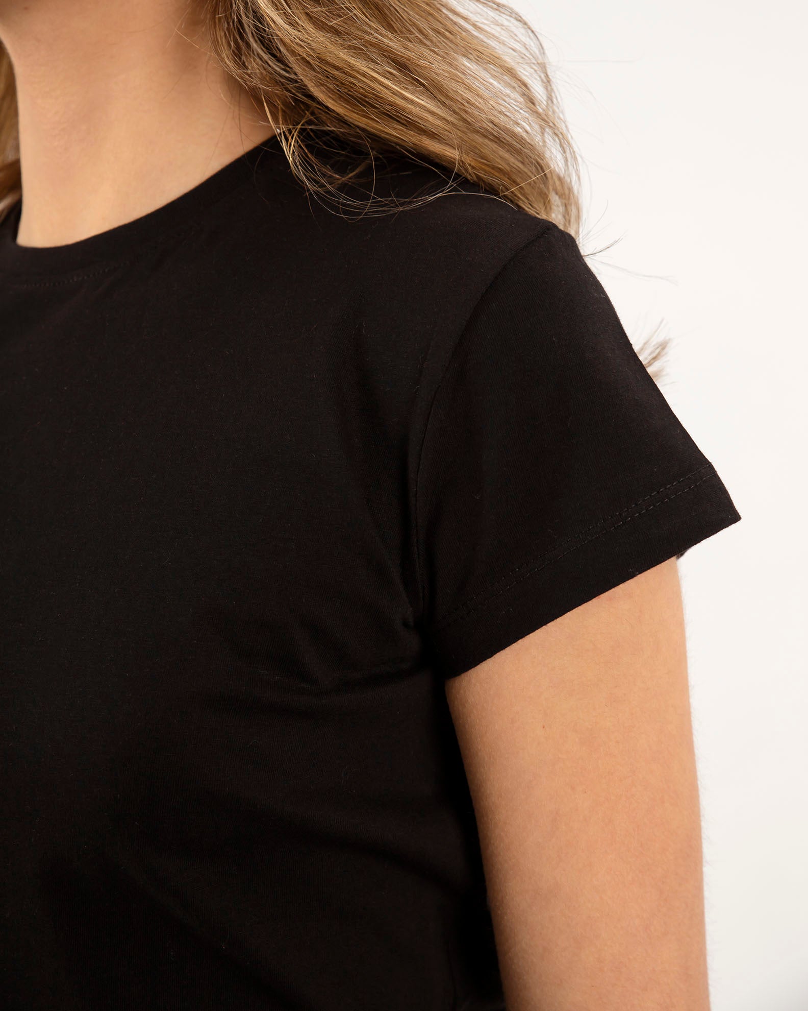 Women's basic short-sleeved blouse 'Alexa'-BLACK