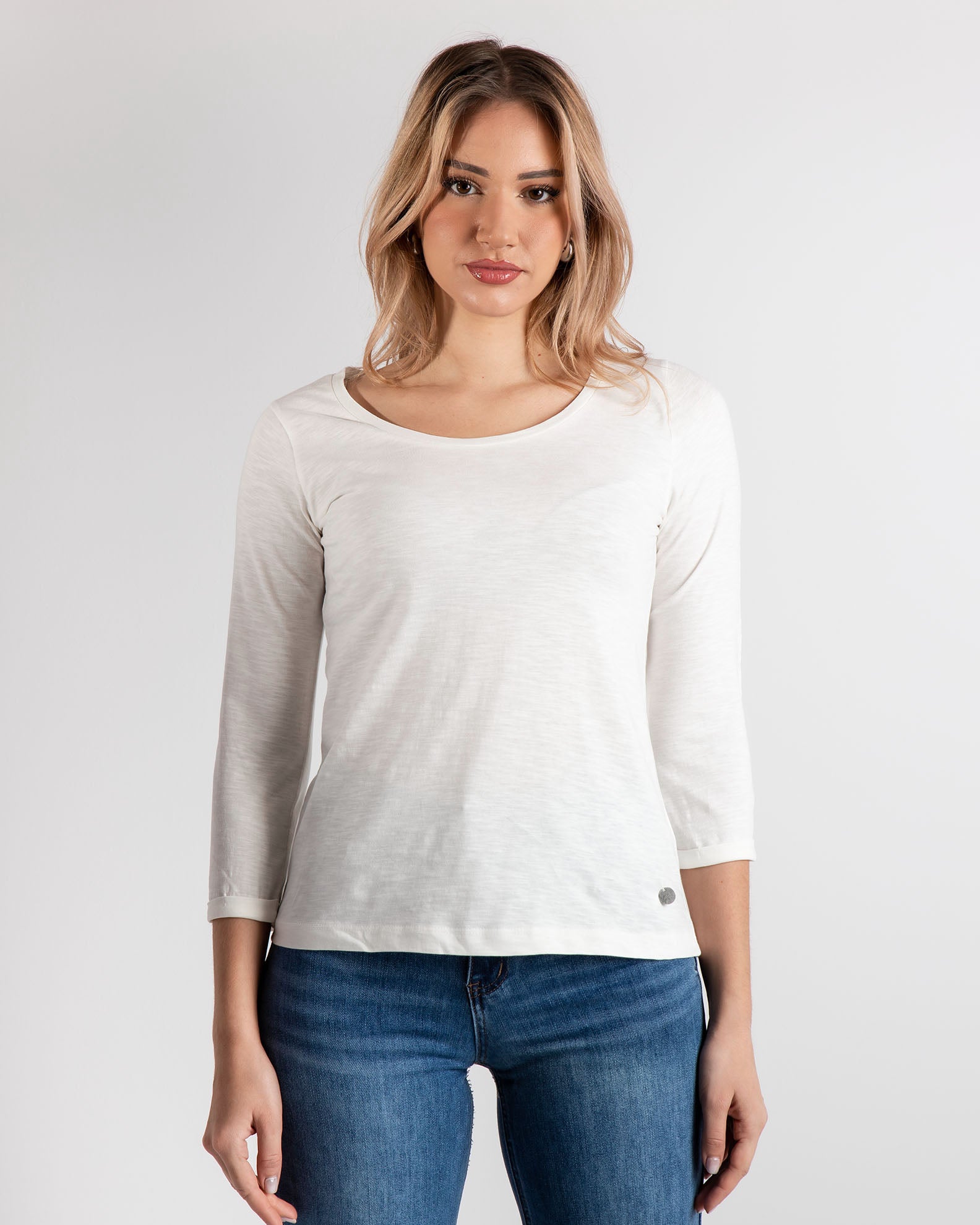 Women's basic t-shirt 'Amara'-WHITE