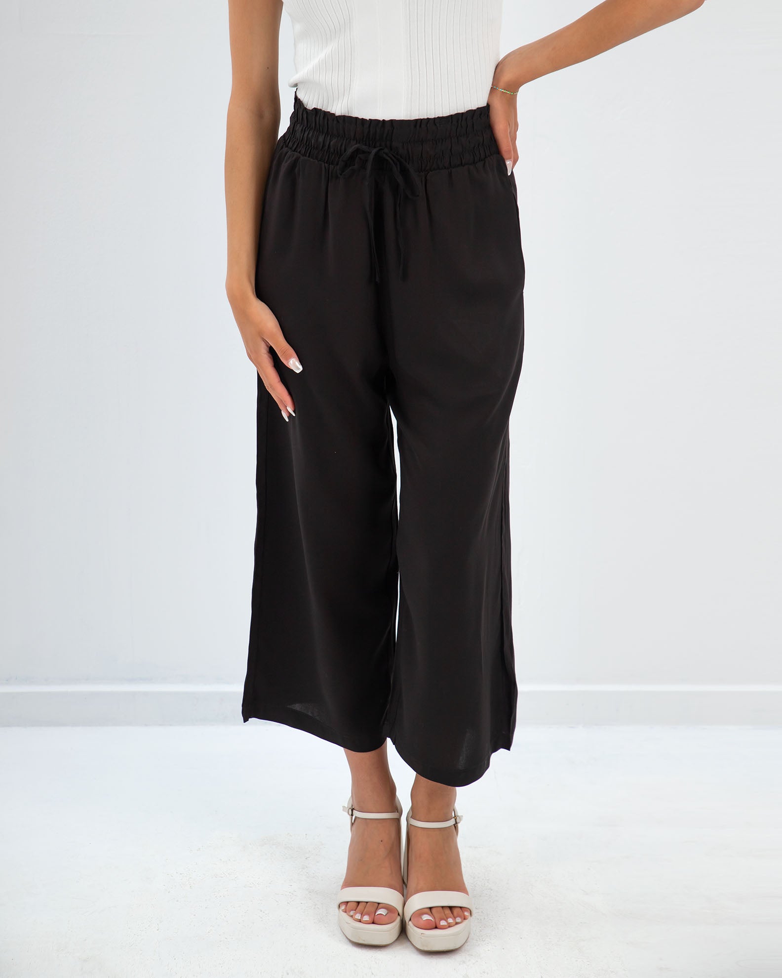 Women's 3/4 "Markella" pants with elastic waist-BLACK