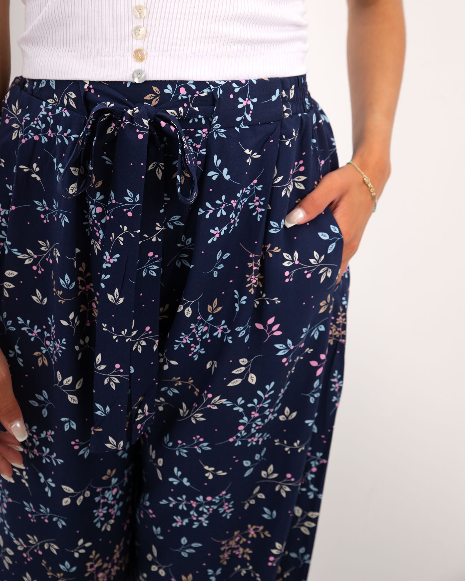 Women's pants "Amalia" with elastic waist-PRINT 4