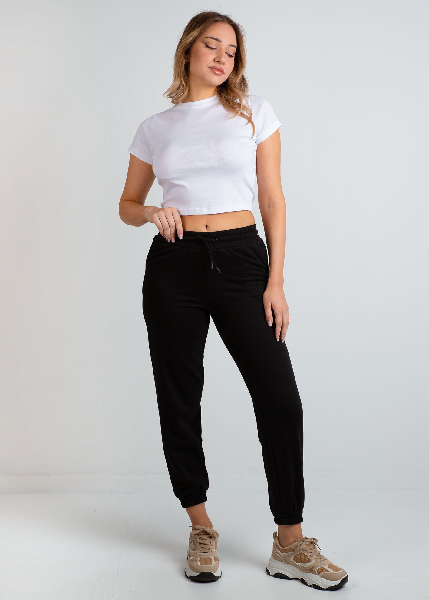 Γυναικείο παντελόνι φόρμας jogger basic-BLACK