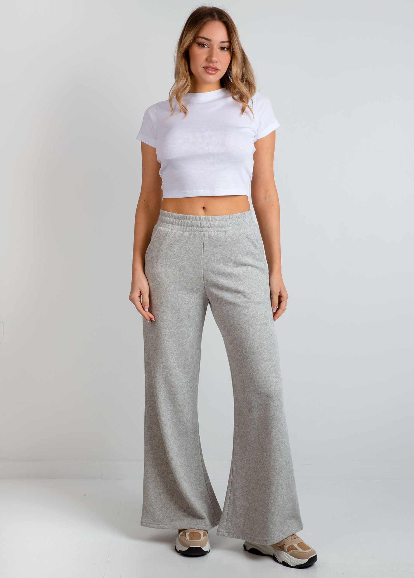 Γυναικεία παντελόνα φούτερ wide leg-GREY MELANGE