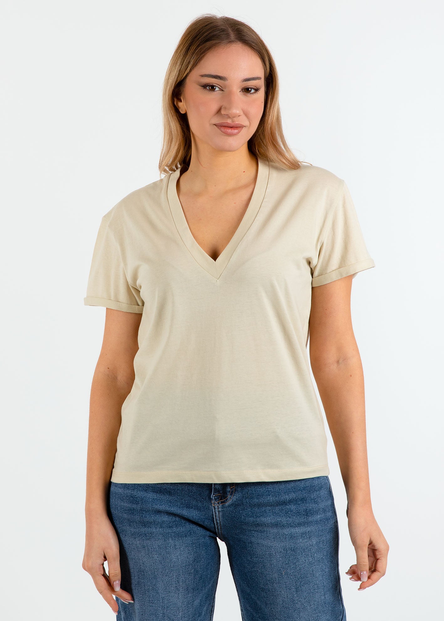 Γυναικείο basic t-shirt V 'Latina'-BEIGE LIGHT