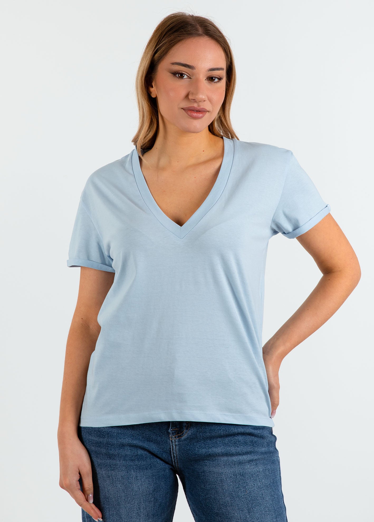 Γυναικείο basic t-shirt V 'Latina'-Sky Blue