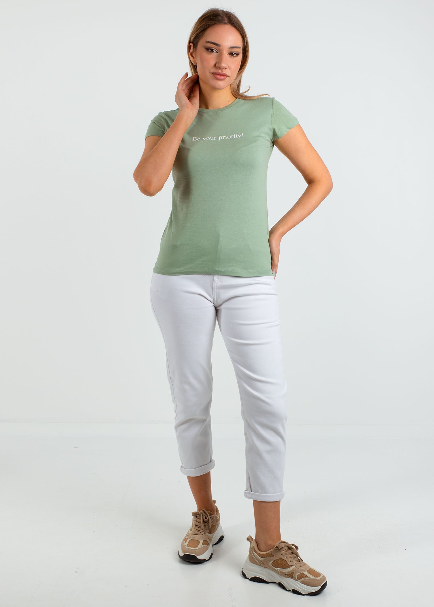 Γυναικείο t-shirt με τύπωμα 'Be your priority'-MINT