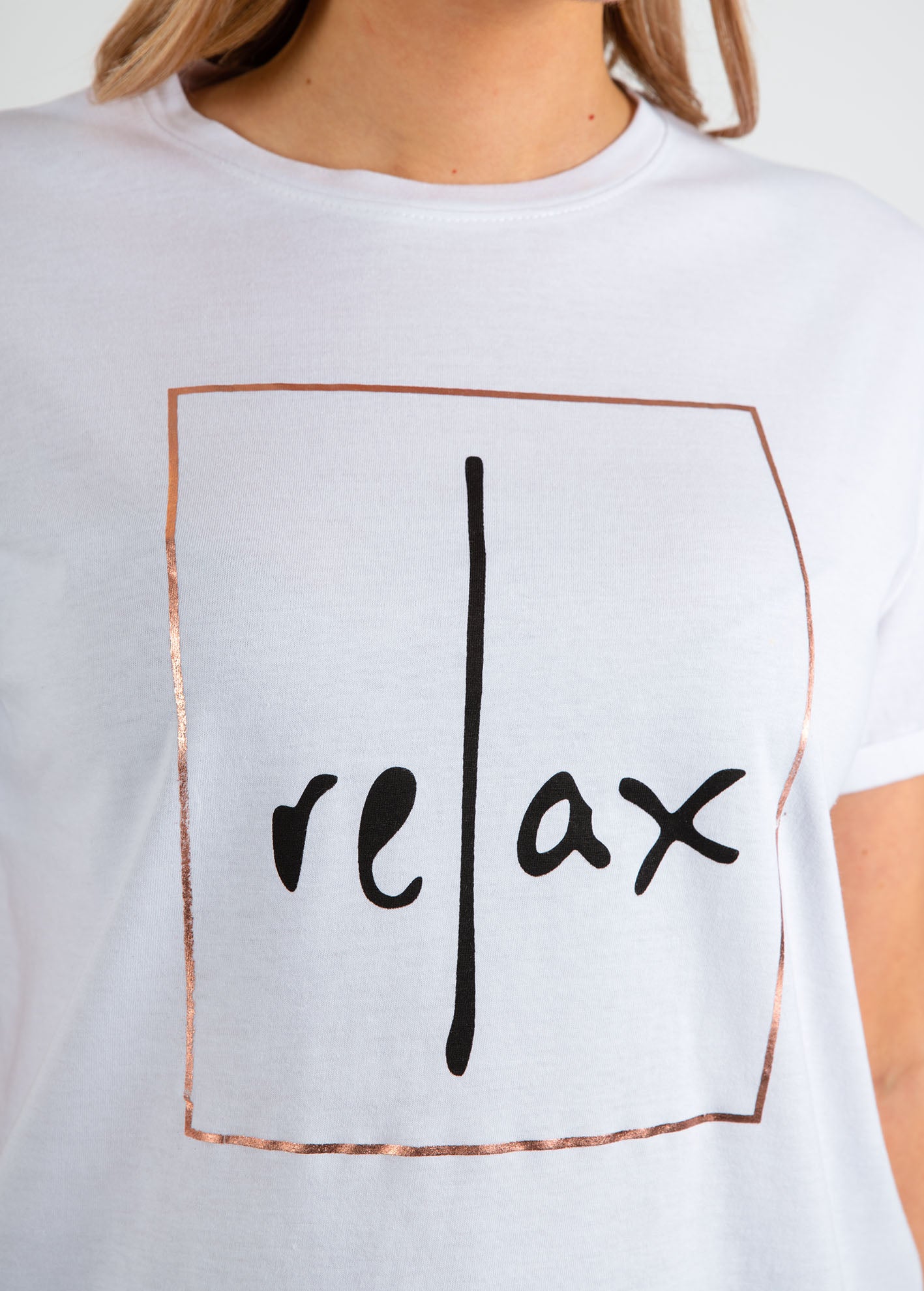 Γυναικείο t-shirt με τύπωμα 'Relax'-WHITE